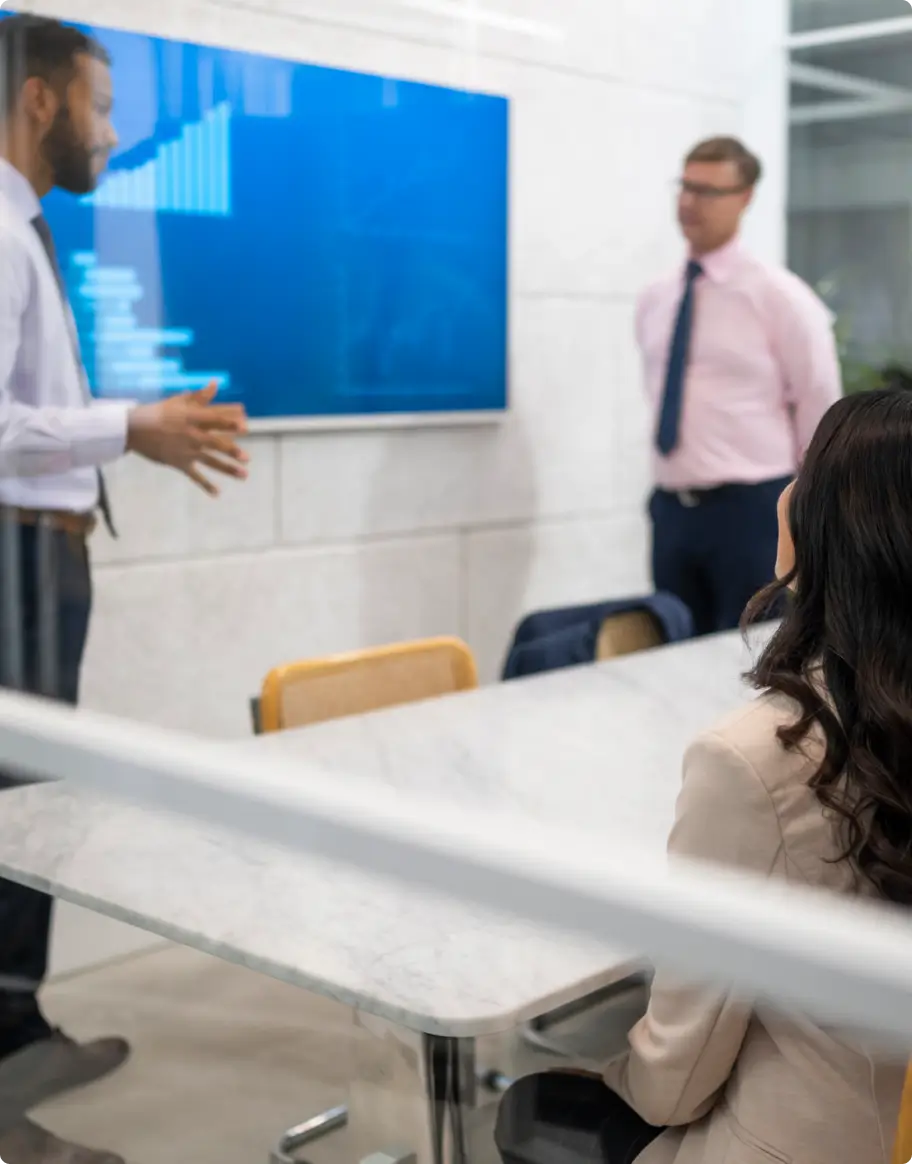 Team performing pre-acquisition ICT due diligence at MNA DD Solutions